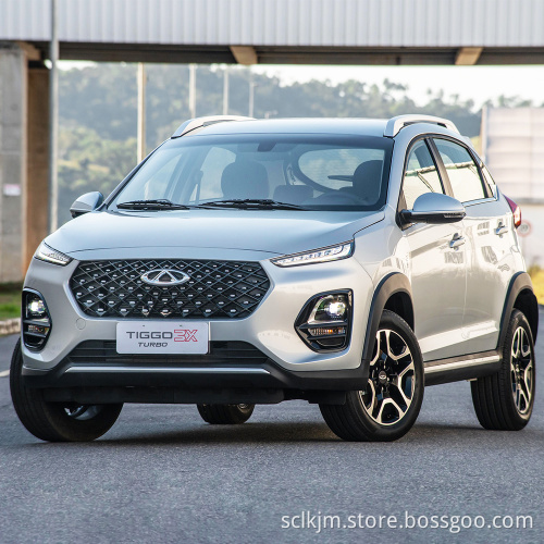 La fabbrica cinese vende direttamente veicoli a combustibile urbano della serie 3x Chery Ruihu 3x con spostamento da 1,5 litri, una SMA a 5 porte a 5 posti